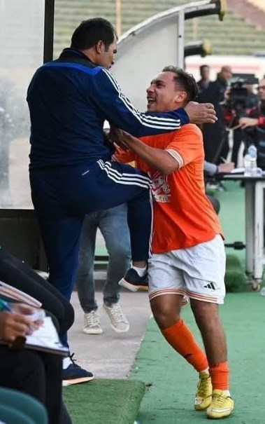 أحمد شاهين 