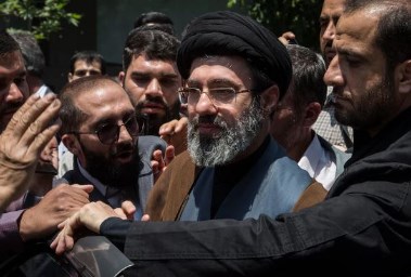 المرشد الأعلى الإيراني مجتبى خامنئي