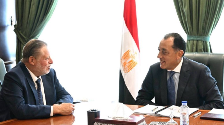 رئيس مجلس الوزراء مصطفى مدبولي، وحسن عبد الله، محافظ البنك المركزي