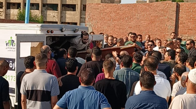 صورة تشييع جثمان الشهيد 