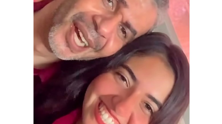 عمرو محمد علي وابنته