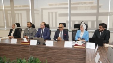 جانب من اجتماع هيئة الرعاية الصحية