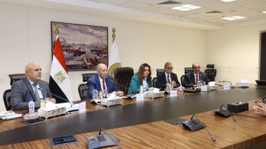  وزيرة التنمية المحلية والبيئة الدكتورة منال عوض 