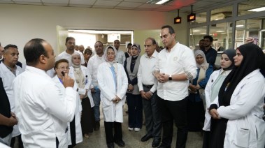 رئيس الرعاية الصحية ومحافظ المنيا