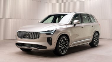 سيارة فولفو XC90