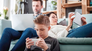 استخدام الإنترنت بشكل مفرط