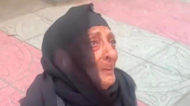 سيدة مسنة تشكو من نجلها 