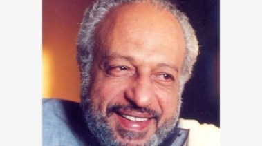 الكاتب الساخر أحمد بهجت