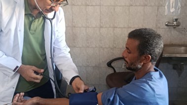 قافلة طبية بنقادة 