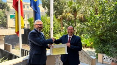 حصول عميد كلية طب الأسنان بجامعة سوهاج درجة الدكتوراه من جامعة أوفيدو