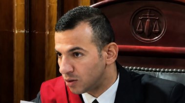 القاضي المزيف 