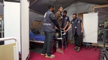 المستشفى الإماراتي العائم في مصر ينجح في تركيب أطراف صناعية لـ64 فلسطينياً