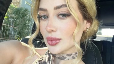  المؤثرة المكسيكية “فاليريا ماركيز” 