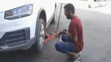 الشاب زكريا 