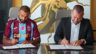 محمد صلاح يوقع لنادي طرابزون 