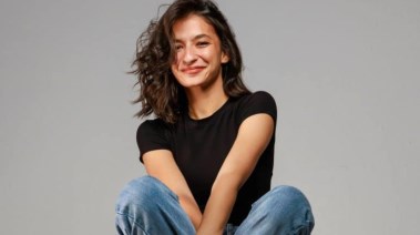 أميرة أديب