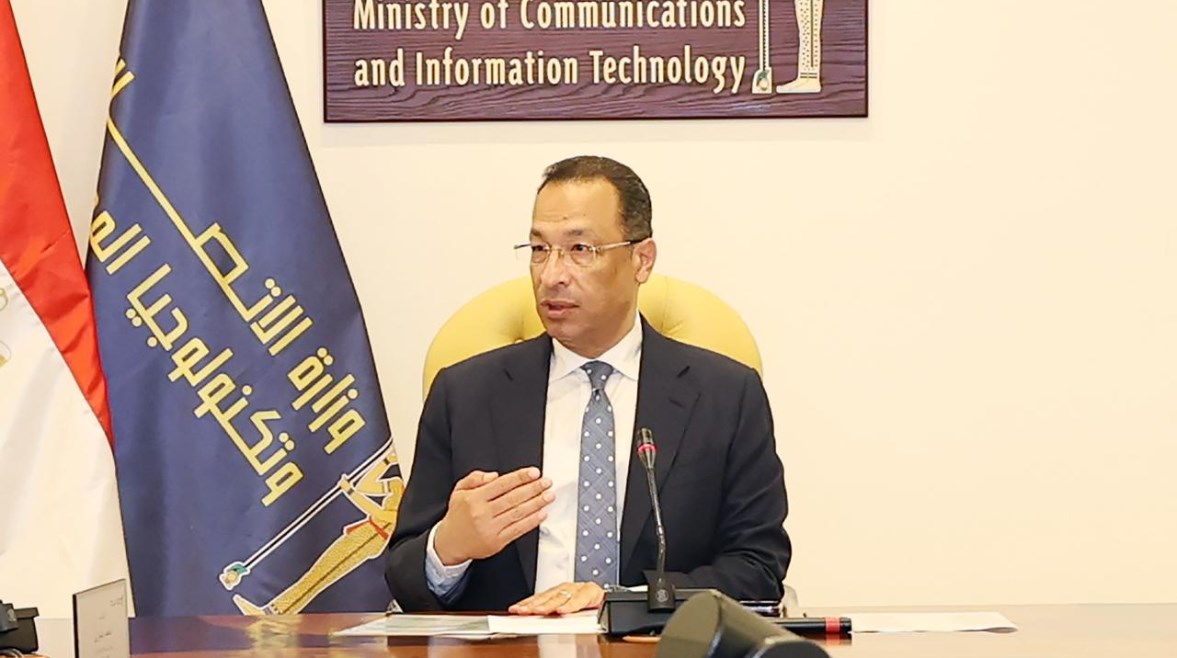 وزير الاتصالات وتكنولوجيا المعلومات، رأفت هندي