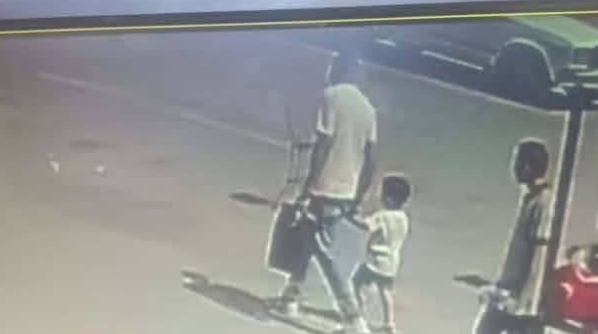 لقطة من الفيديو المتداول
