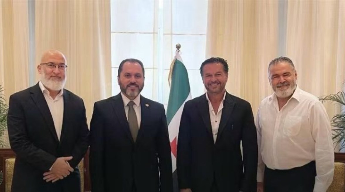 راغب علامة ووزير السياحة السوري