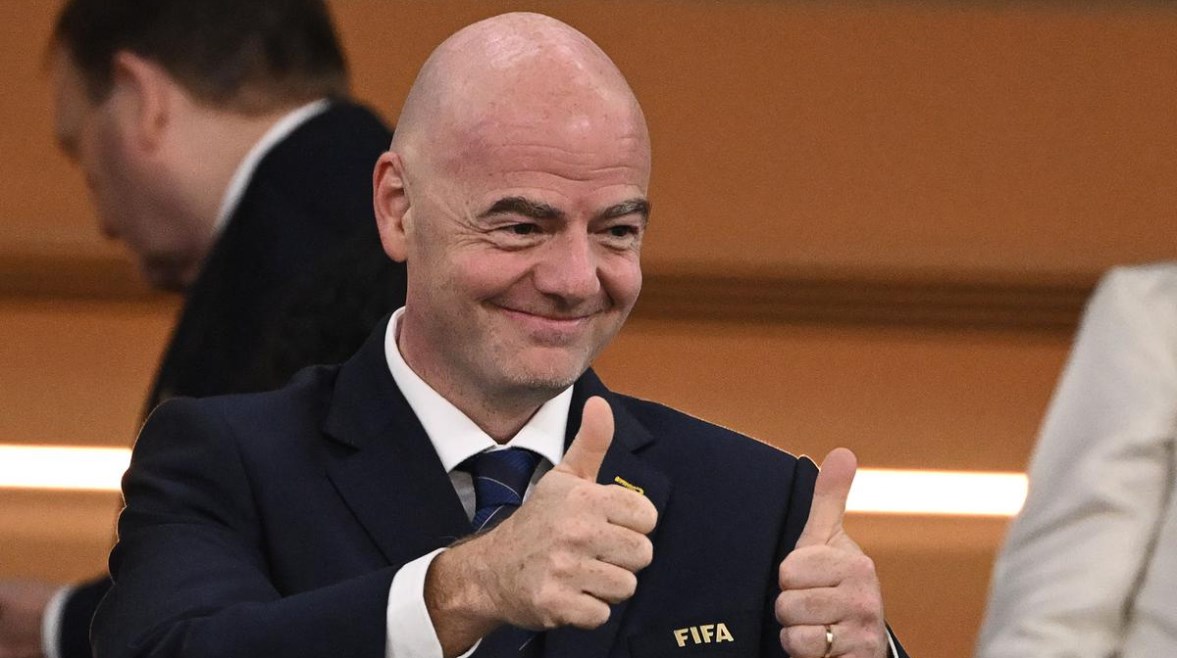 جياني إنفانتينو رئيس الفيفا 