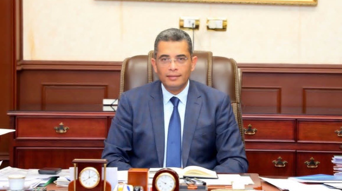 الدكتور وليد البرقى محافظ البحر الأحمر 