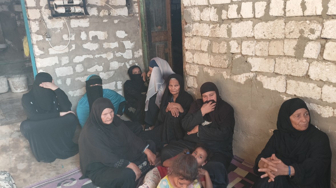 أسرة ضحايا حادث انقلاب ميكروباص المنيا 