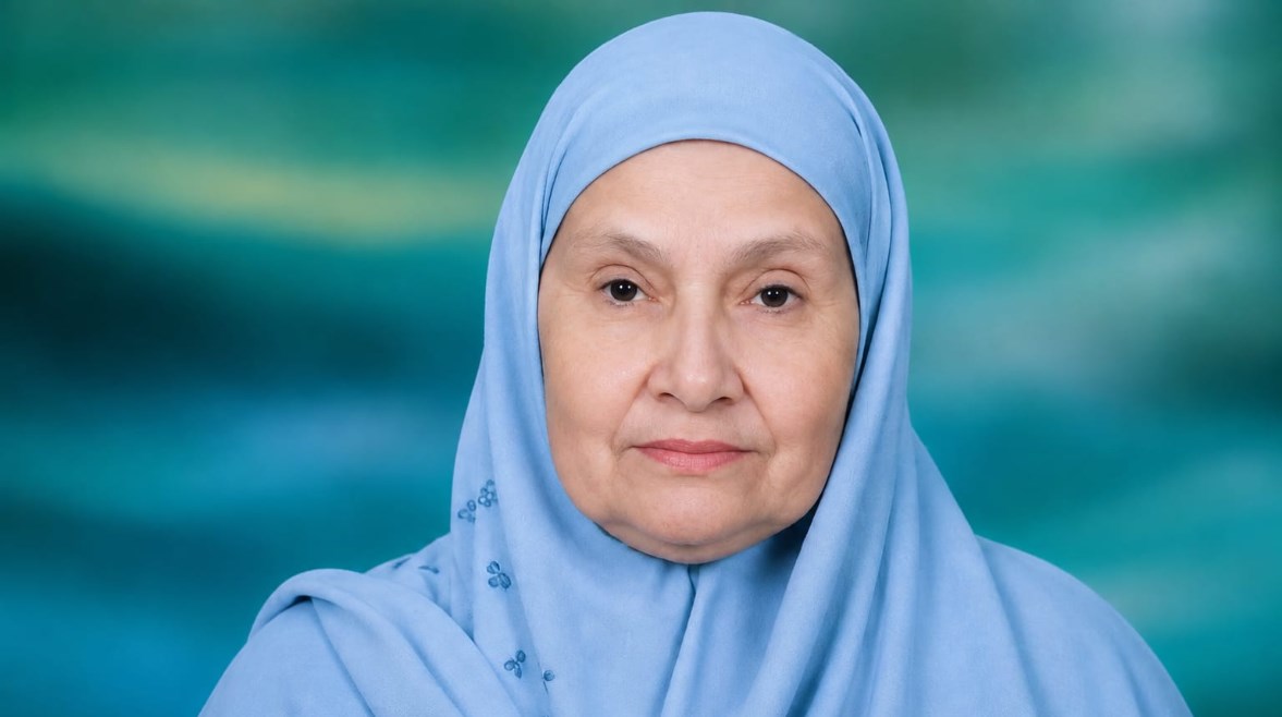 الحاجة فاطمة حجازي