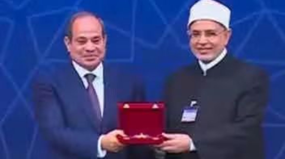 الرئيس السيسي والدكتور سلامة داوود 