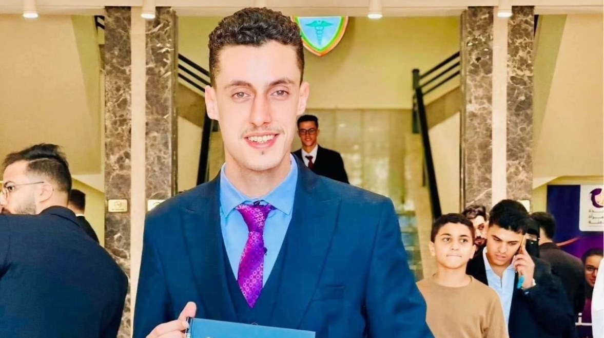  الطبيب مصطفى عصام
