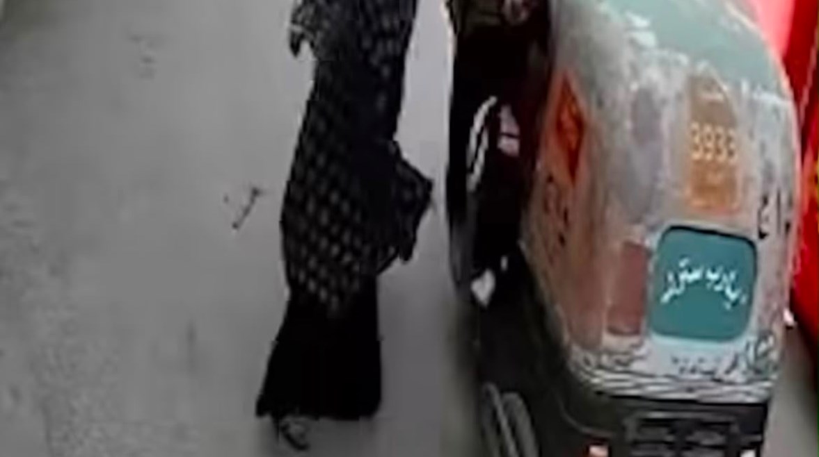 لقطة من الفيديو المتداول 