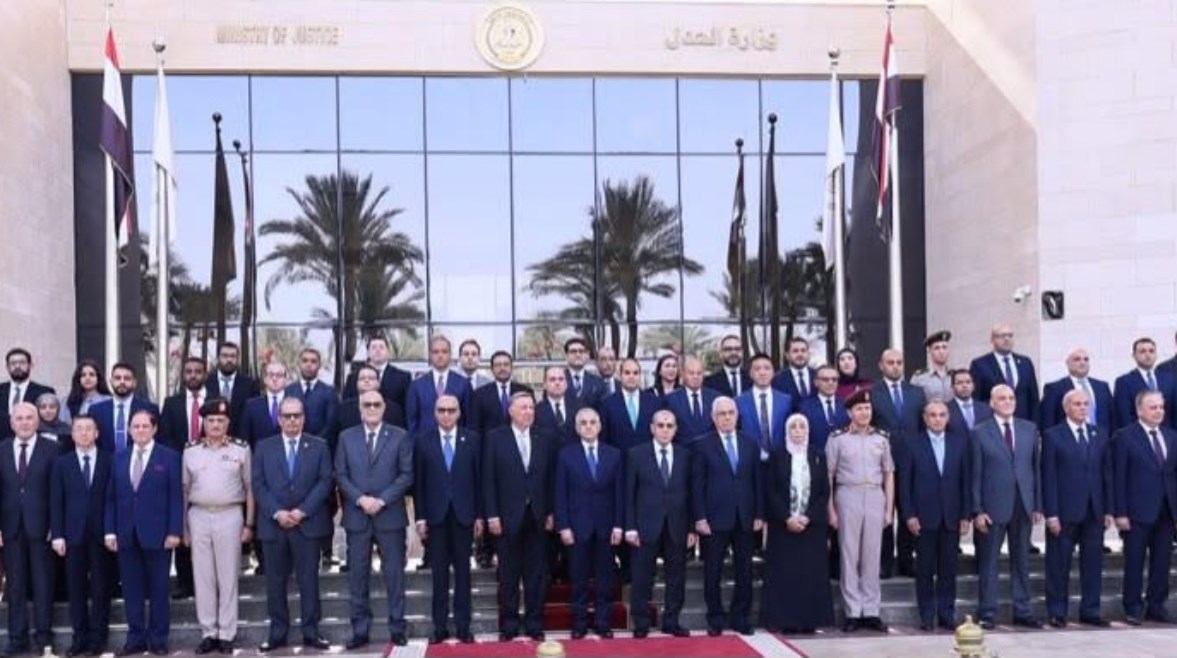 وزير العدل ورؤساء الجهات القضائية