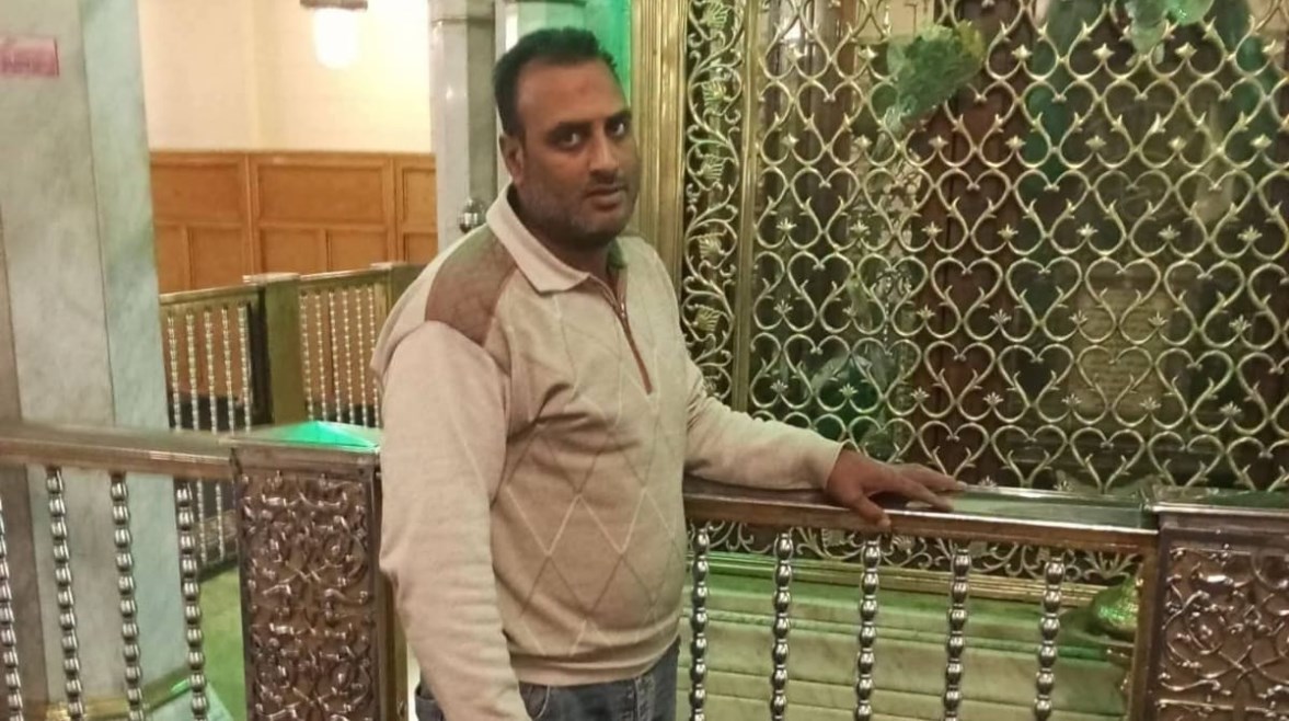 صورة الشاب المتوفي 