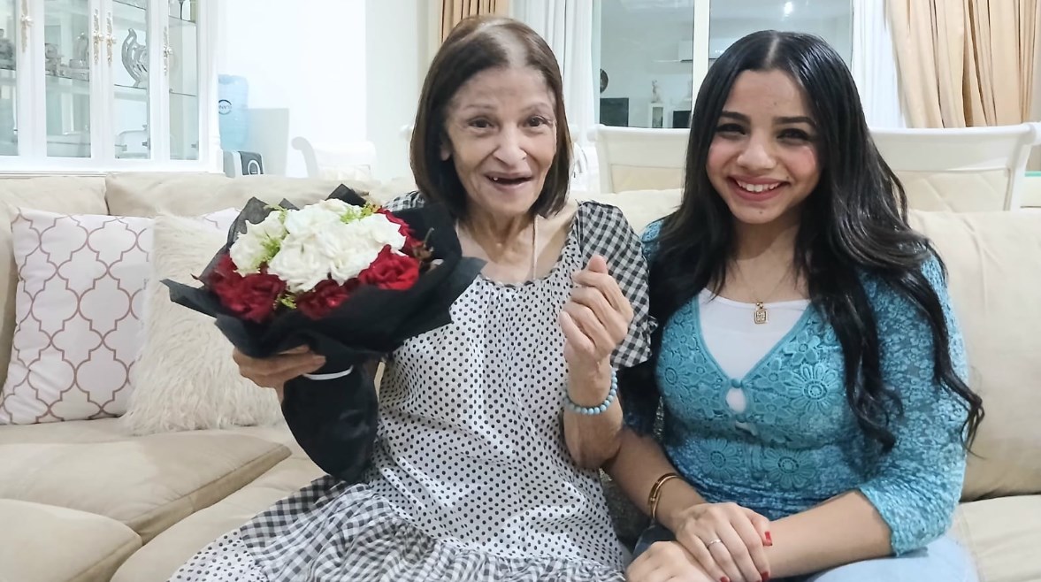 الفنانة عائشة الكيلاني في أول ظهور إعلامي مع الزميلة هايدي محمد