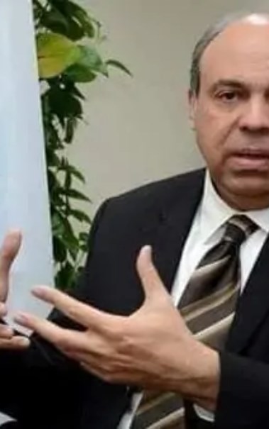 الدكتور سامح الحفني وزير الطيران المدني