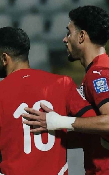 محمد صلاح وعمر مرموش 