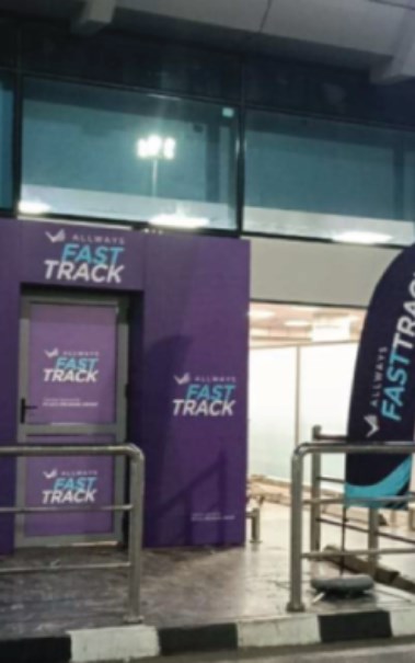 خدمة Fast Track