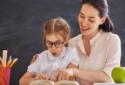 خطوات تأسيس الطفل في القراءة والكتابة من الصفر