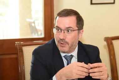 السفير البريطاني في مصر