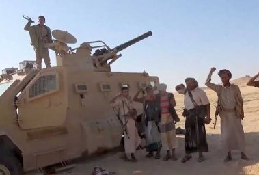 العليمي يطلب مساعدة أمريكا وترامب يرفض