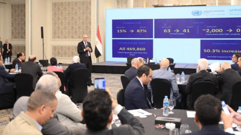 جلسة نقاشية مع عدد من الإعلاميين ورؤساء التحرير