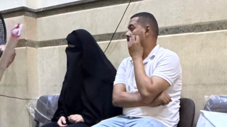 أسرة القاضي المزيف 