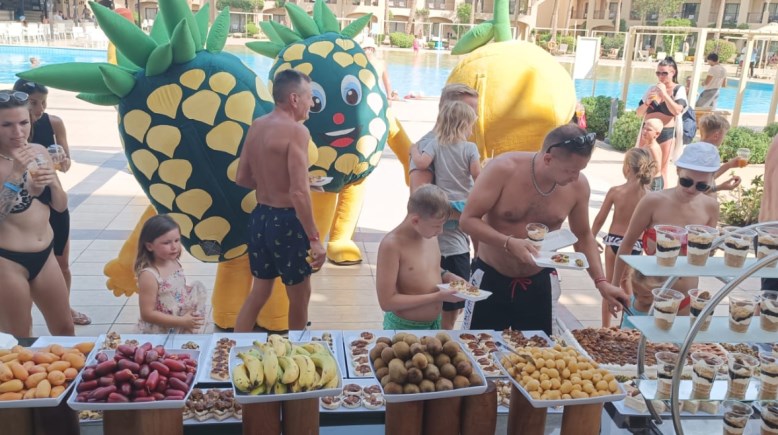 جانب من الحدث 