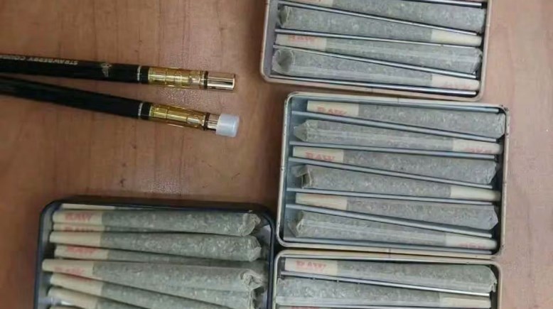 جانب من المضبوطات 