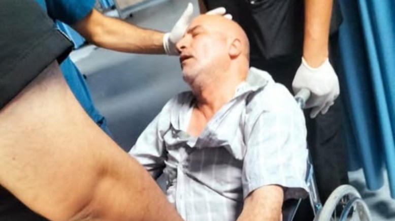 المعلم محمود عمر مدير سابق لمدرسة خالد بن الوليد 