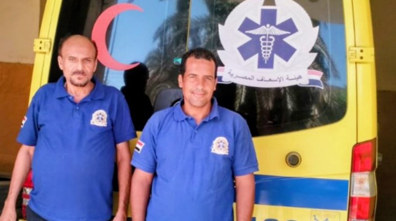  رجال الإسعاف 