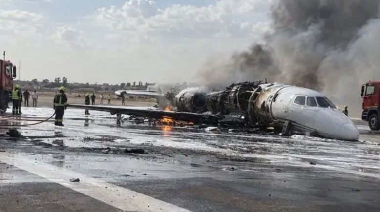 تحطم الطائرة 