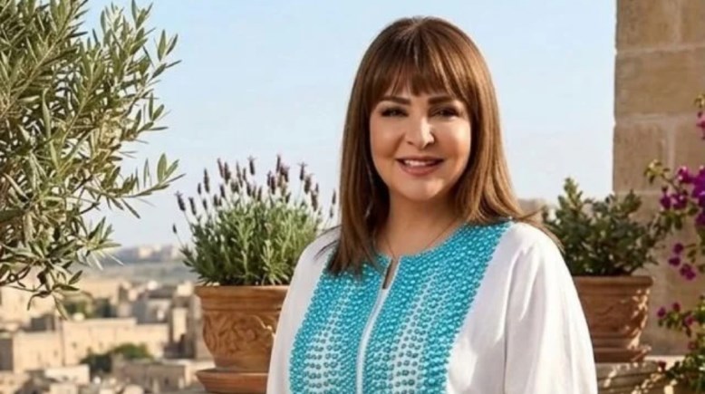 الفنانة فاطمة الكاشف 