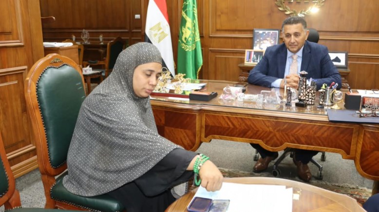توقيع العقد