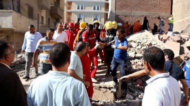 انهيار عقار عزبة شاهين بالمنيا