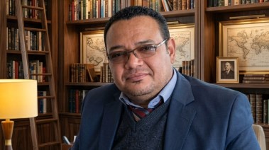 الكاتب الدكتور حسن السبيري